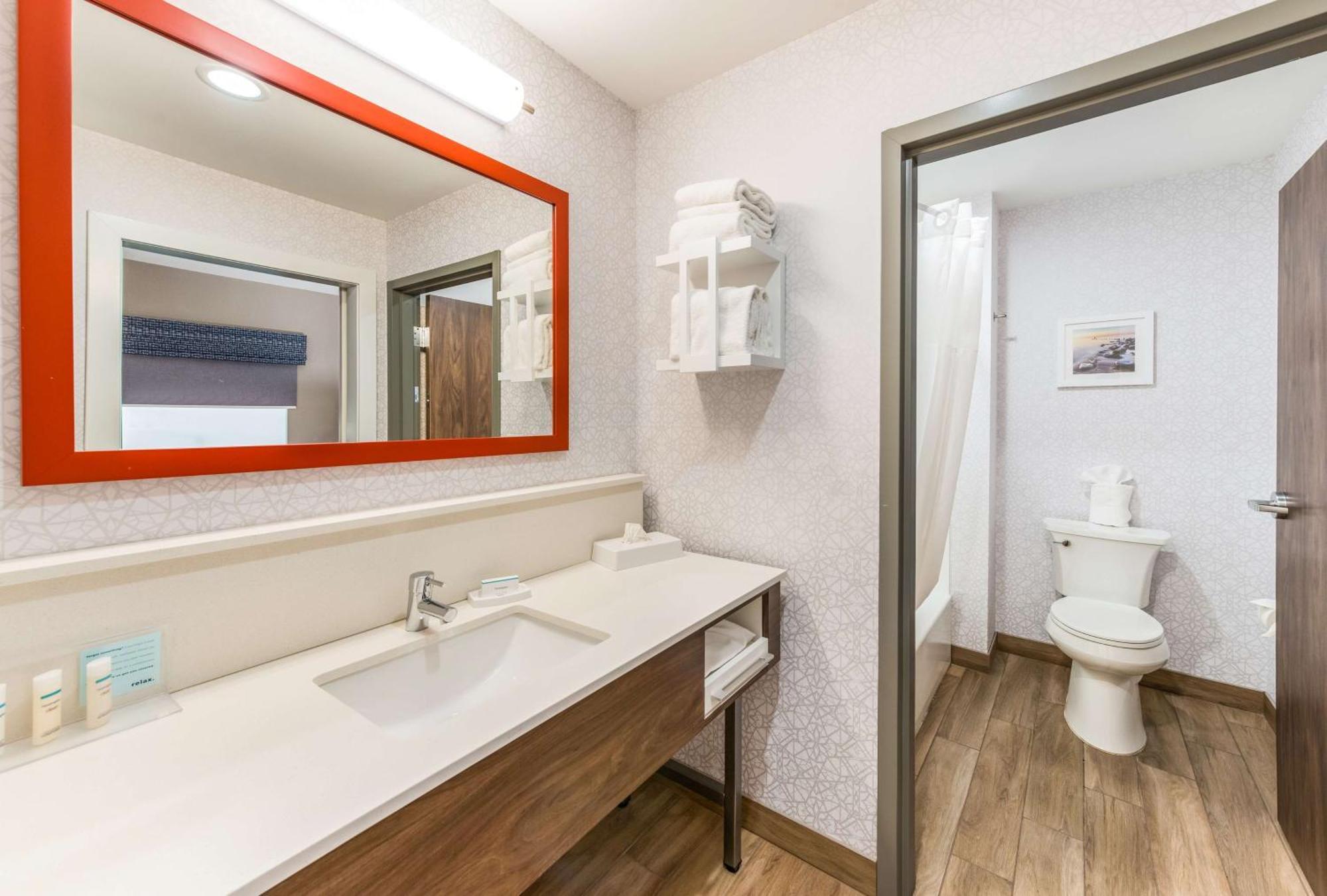 Hampton Inn & Suites Benton Harbor, Mi מראה חיצוני תמונה