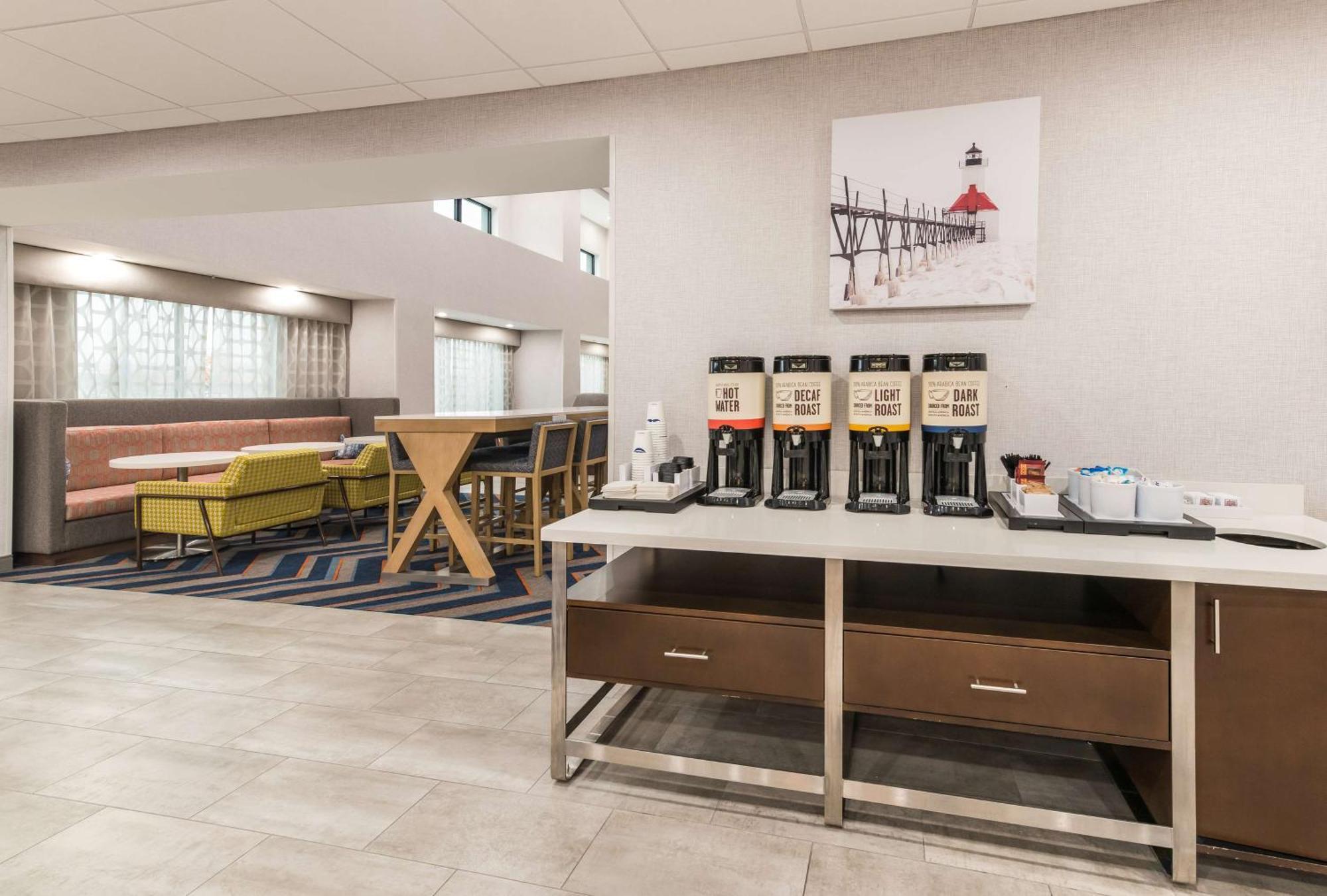 Hampton Inn & Suites Benton Harbor, Mi מראה חיצוני תמונה