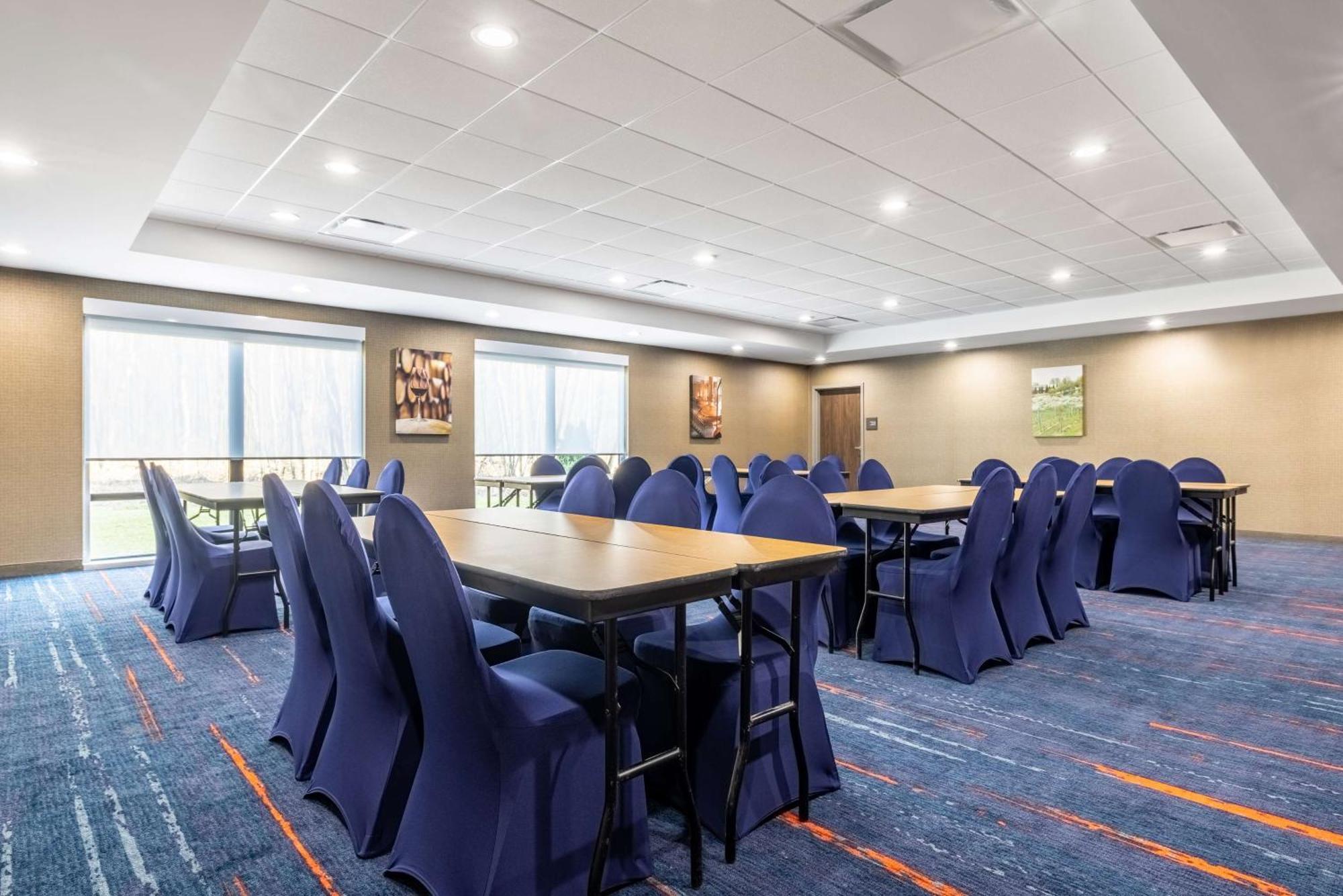 Hampton Inn & Suites Benton Harbor, Mi מראה חיצוני תמונה
